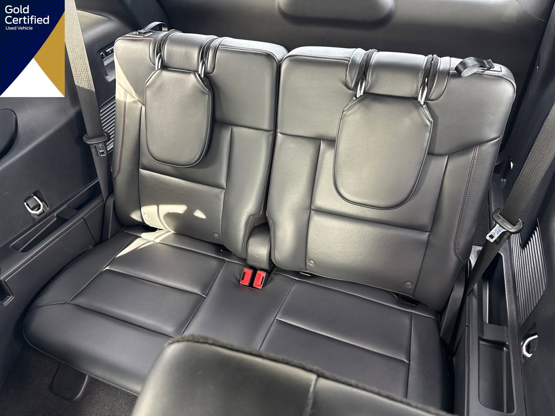 Certified 2025 Ford Explorer ST image 37