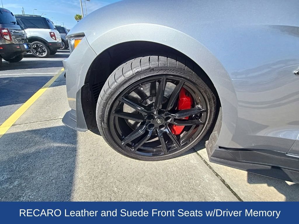 Certified 2021 Ford Mustang Shelby GT500 w/ Technology Package RWD image 7
