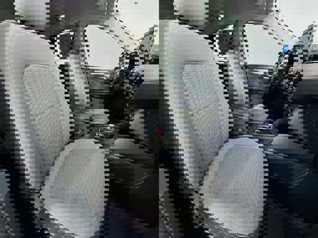 Certified 2022 Ford Escape SE w/ Cold Weather Package image 14