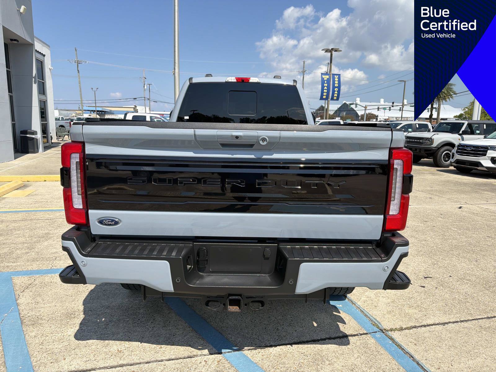 Certified 2025 Ford F350 Platinum AWD/4WD image 9