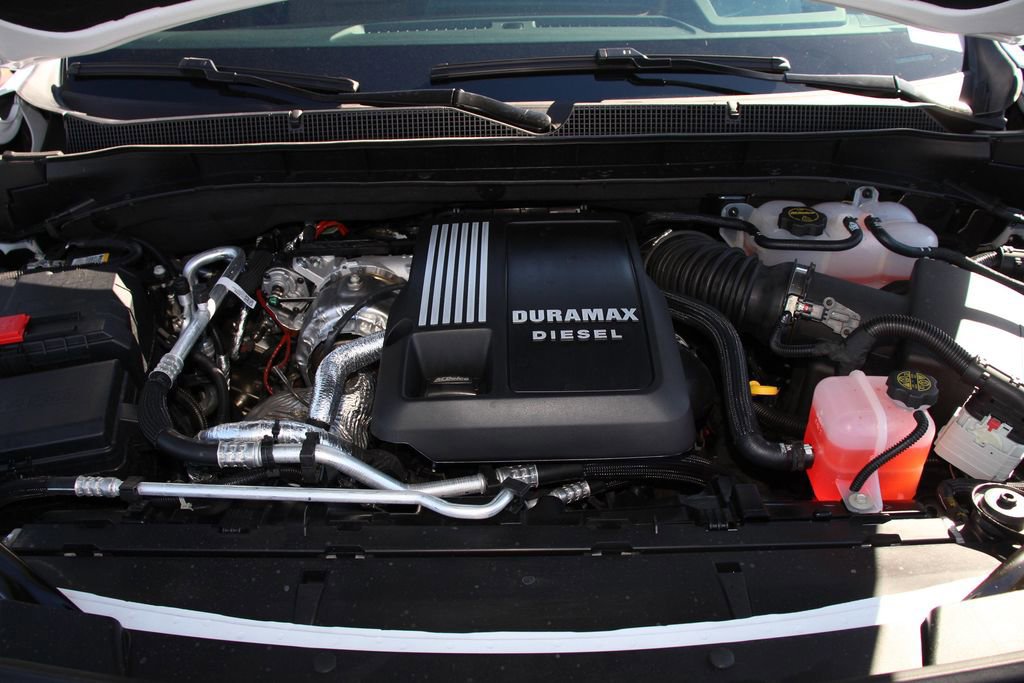 Used 2026 Chevrolet Tahoe High Country image 30