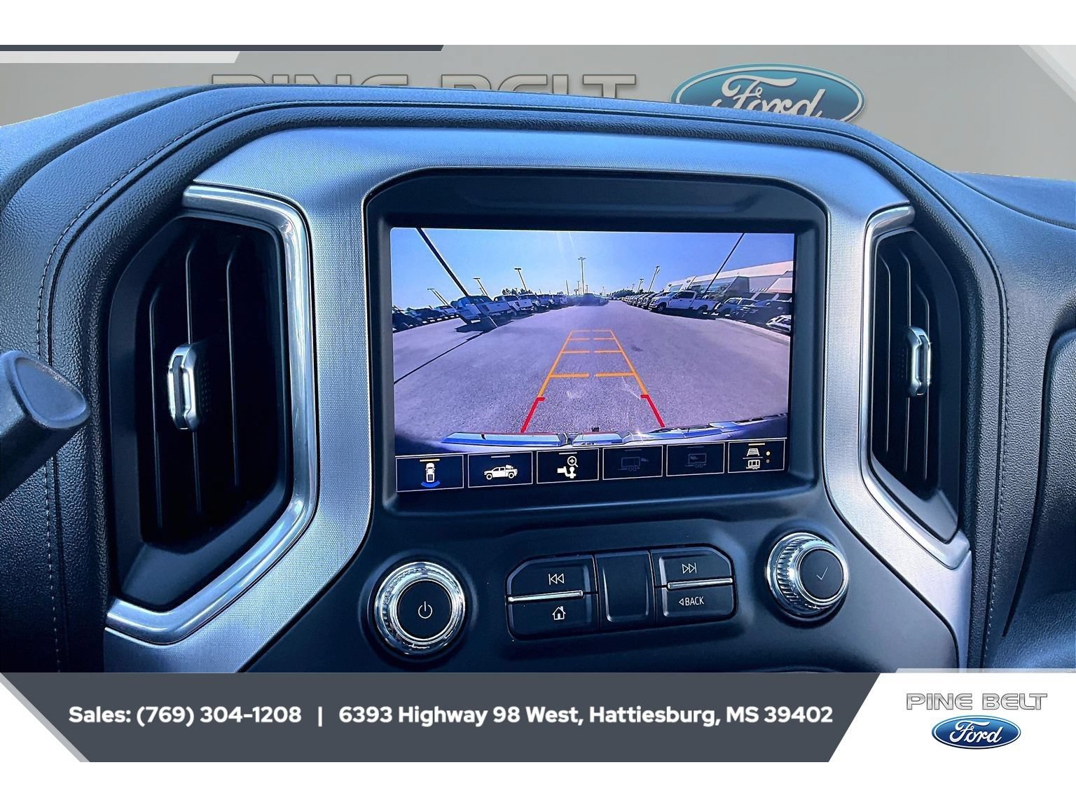 Used 2020 GMC Sierra 1500 SLT w/ SLT Premium Plus Package AWD/4WD image 16