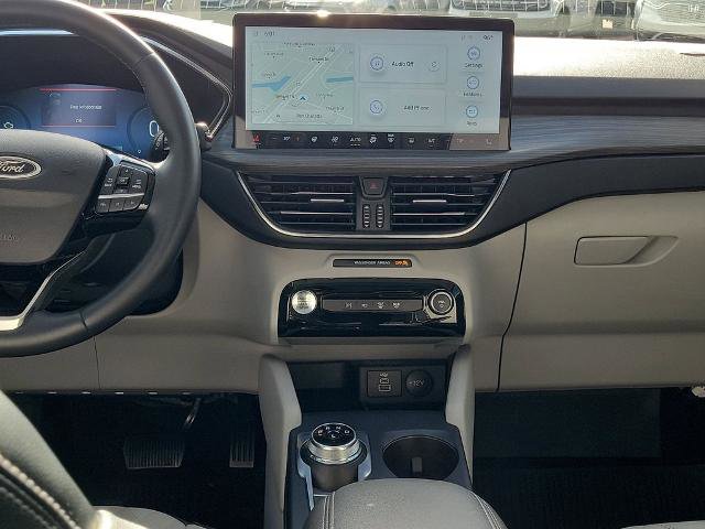 Certified 2024 Ford Escape SE w/ PHEV Premium Package FWD image 17