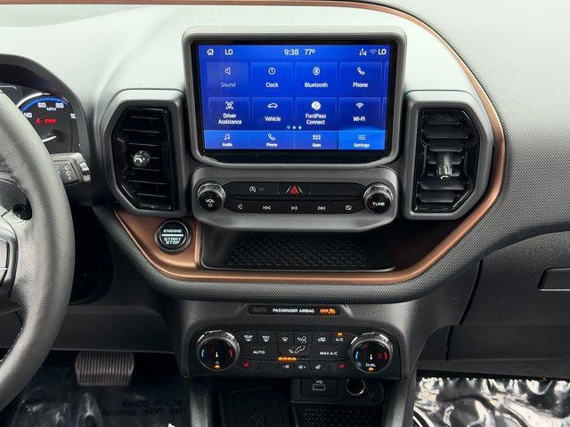 Certified 2022 Ford Bronco Sport Outer Banks w/ Tech Package AWD/4WD image 28