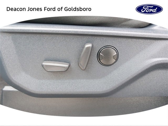 Certified 2022 Ford F150 XLT w/ Equipment Group 302A High image 17