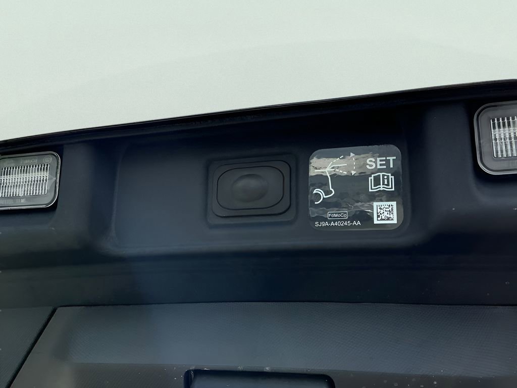 Certified 2025 Ford Mustang Mach-E Premium image 20