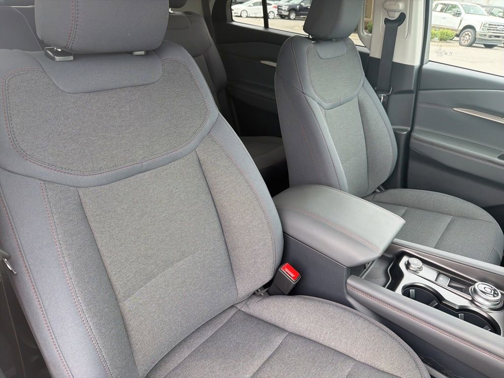 Certified 2026 Ford Explorer Active RWD image 29
