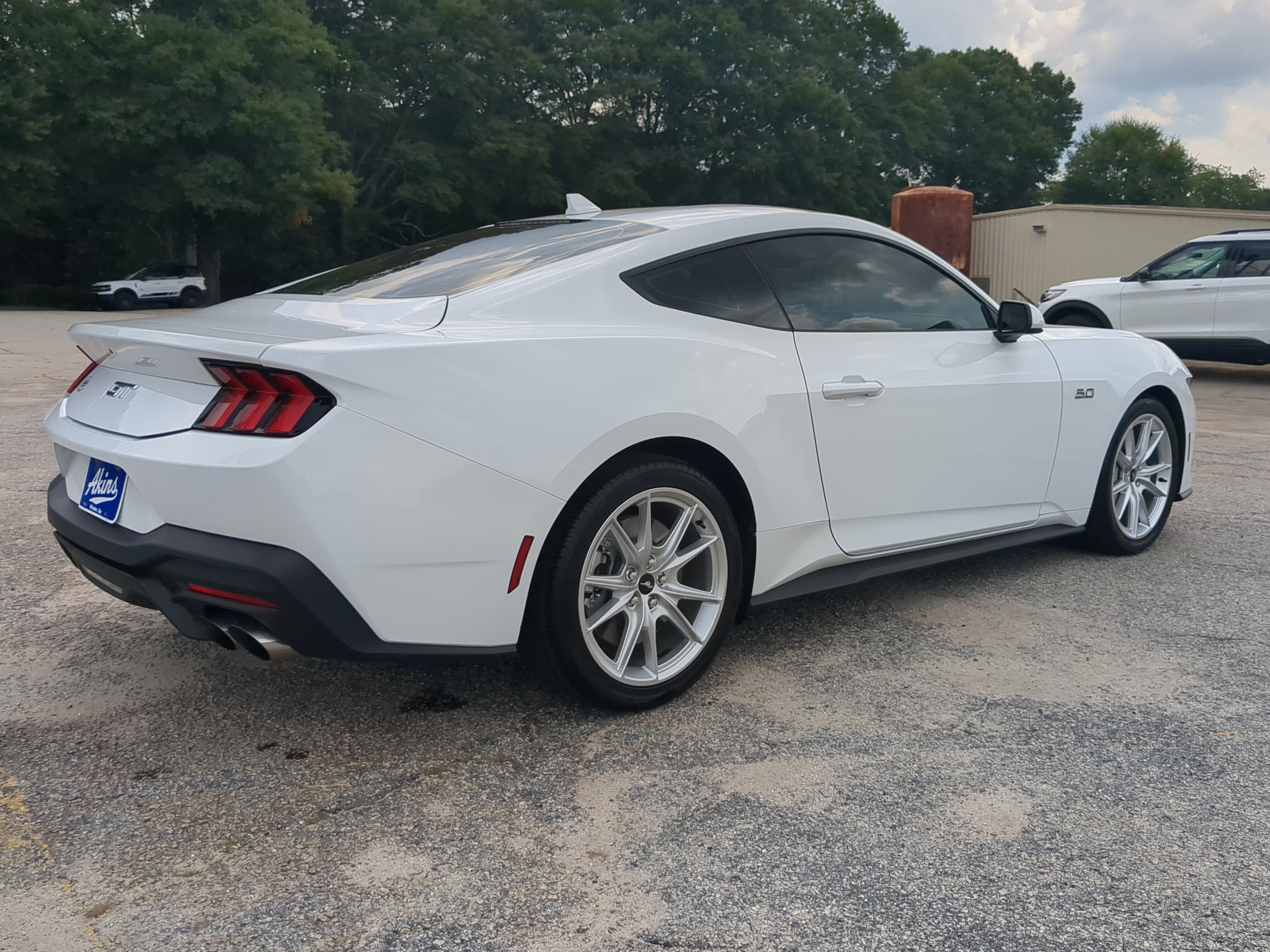 Certified 2024 Ford Mustang GT Premium RWD image 3
