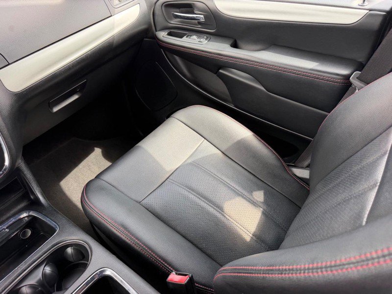Used 2019 Dodge Grand Caravan GT FWD image 20