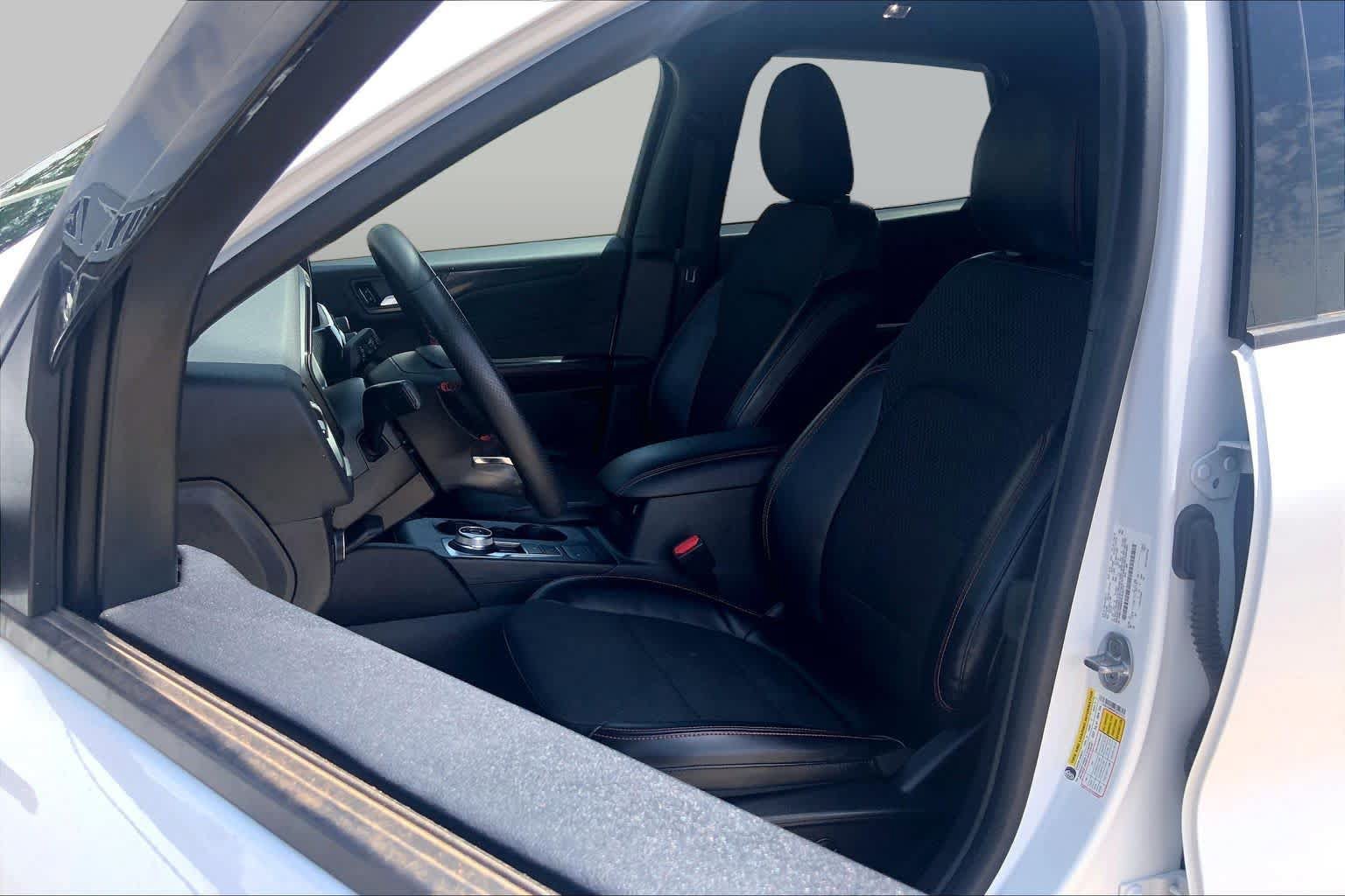 Certified 2023 Ford Escape ST-Line FWD image 8