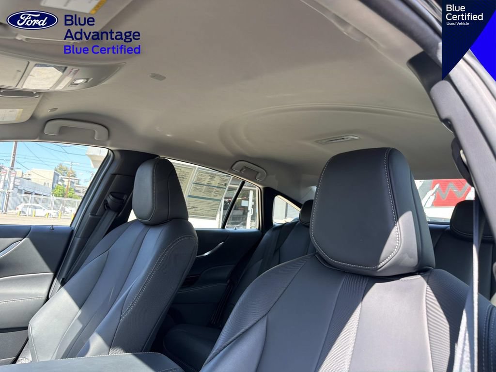 Used 2024 Toyota Mirai w/ Advanced Technology Package RWD image 17