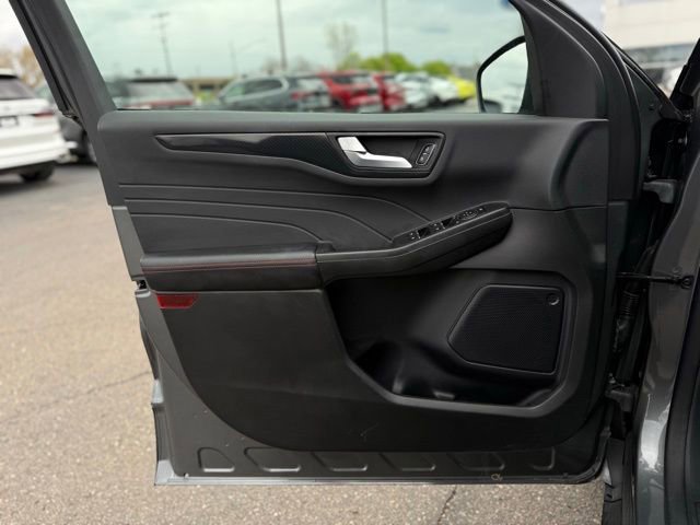 Certified 2024 Ford Escape ST-Line w/ Tech Pack #1 AWD/4WD image 10