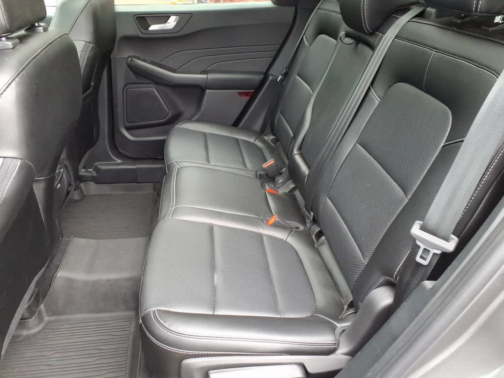 Certified 2022 Ford Escape SEL AWD/4WD image 18