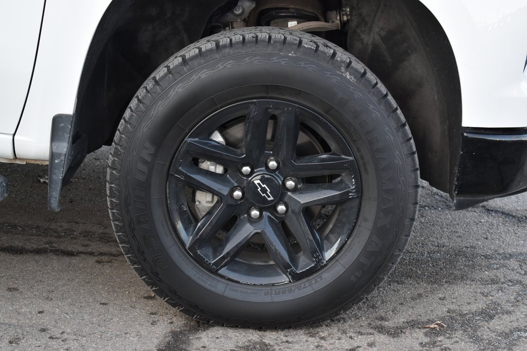 Used 2023 Chevrolet Silverado 1500 LT Trail Boss w/ Protection Package image 4