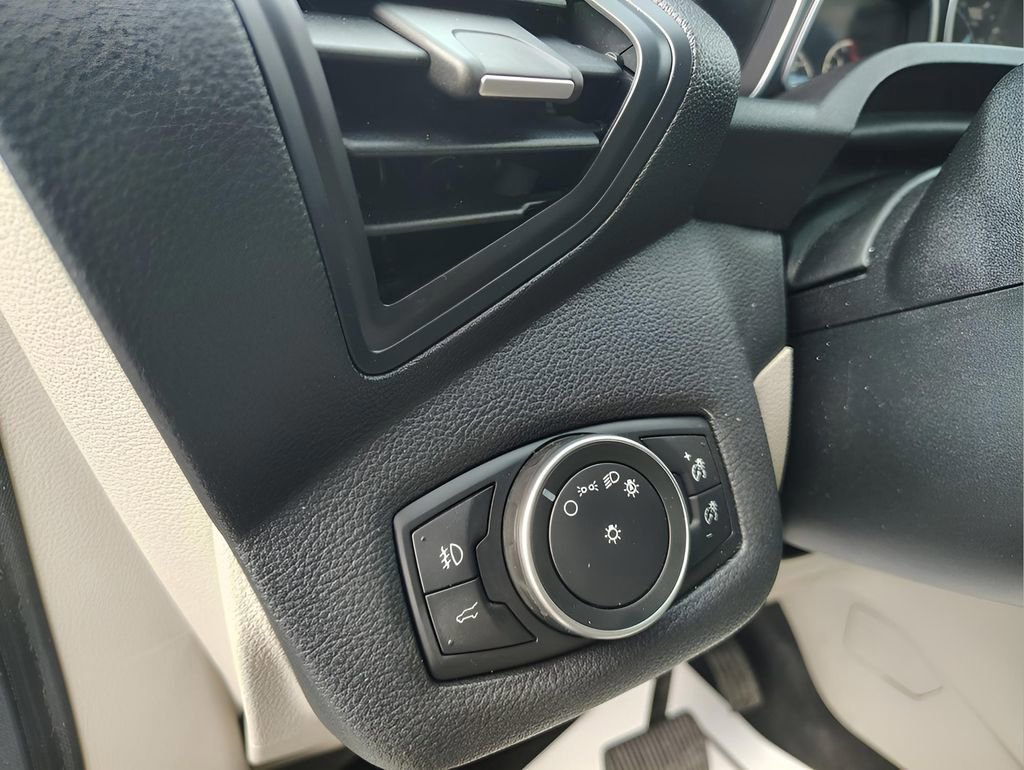 Certified 2019 Ford Escape SEL image 14