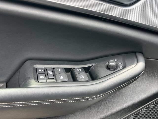 Used 2024 Jeep Grand Cherokee Laredo X AWD/4WD image 32