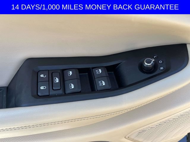 Used 2023 Jeep Grand Cherokee Limited RWD image 12