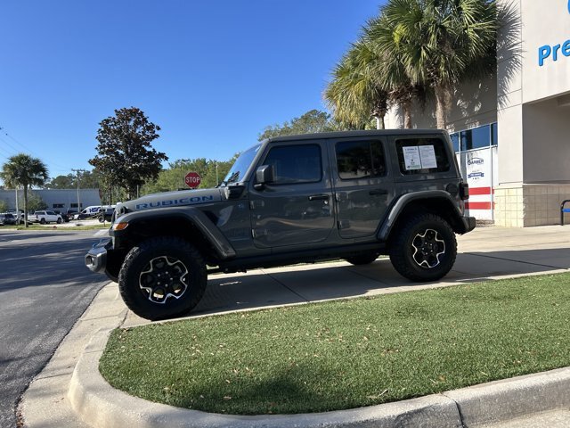 Used 2023 Jeep Wrangler Unlimited Rubicon 4xe w/ Cold Weather Group AWD/4WD image 12