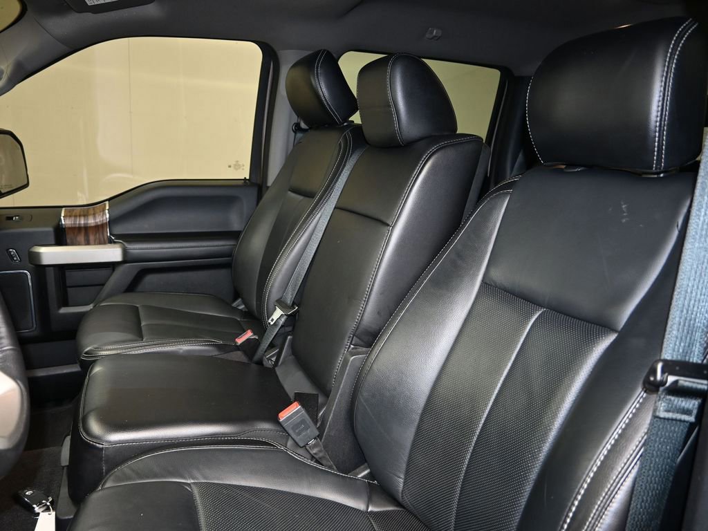 Certified 2020 Ford F150 Lariat w/ FX4 Off-Road Package image 32