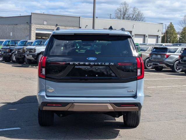 Certified 2025 Ford Expedition Max King Ranch image 4