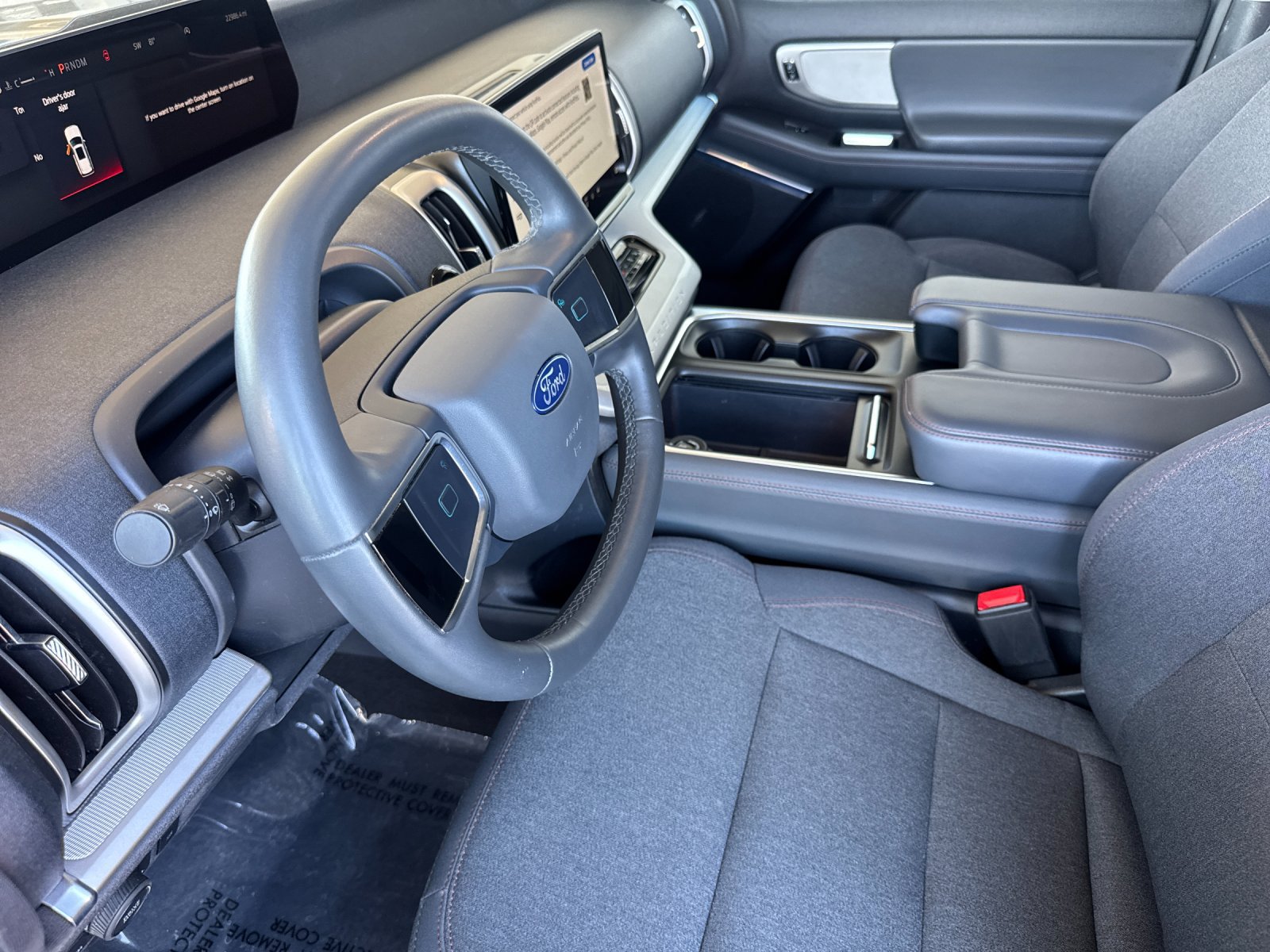 Certified 2025 Ford Expedition Active AWD/4WD image 9