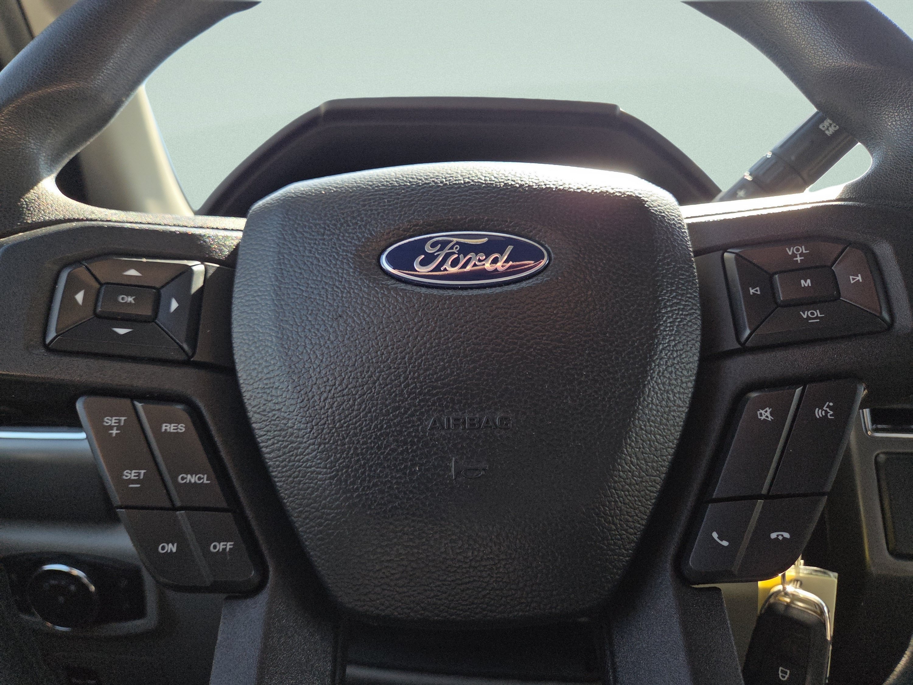Certified 2019 Ford F150 XLT AWD/4WD image 30