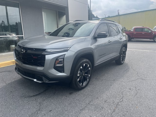 Used 2026 Chevrolet Equinox RS FWD image 2