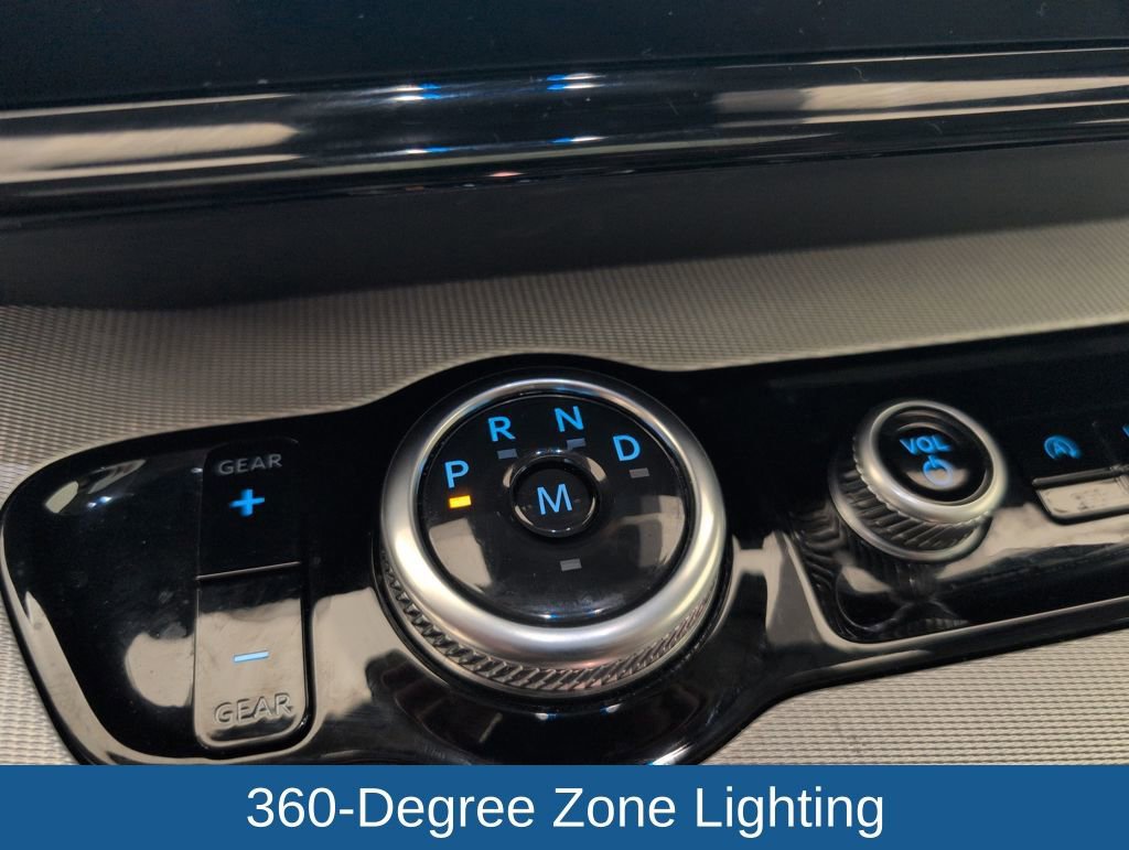 Certified 2025 Ford Expedition Active image 32