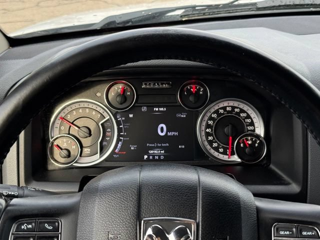 Used 2018 RAM 1500 SLT AWD/4WD image 29
