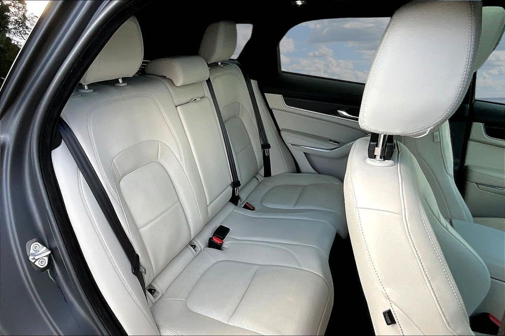 Used 2023 Jaguar F-PACE S AWD/4WD image 26