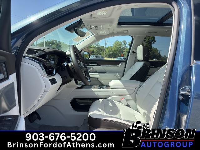Used 2025 GMC Acadia Denali w/ Super Cruise Package FWD image 21