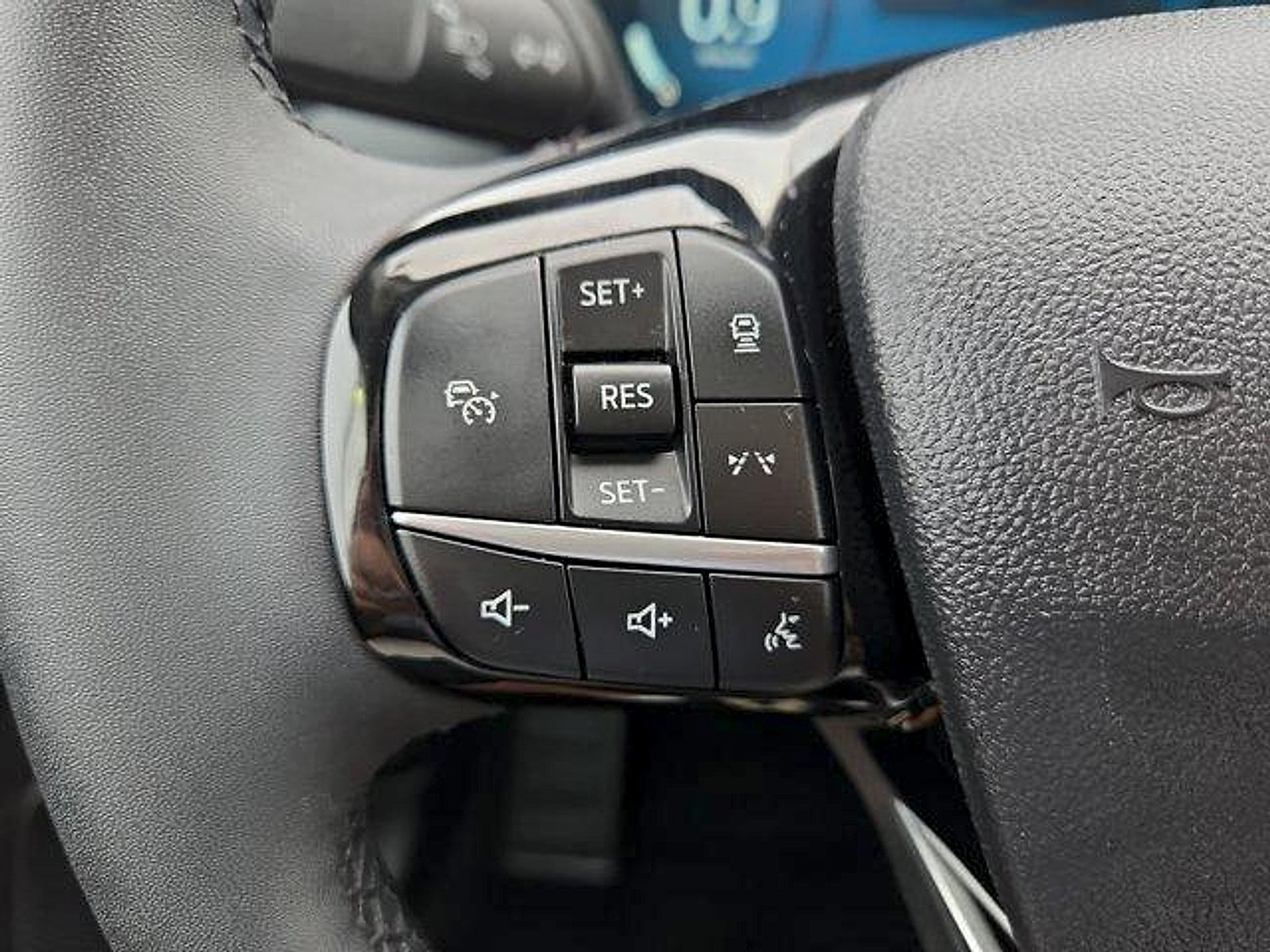 Certified 2023 Ford Escape Platinum AWD/4WD image 14
