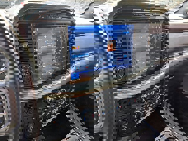 Certified 2021 Ford F150 Lariat w/ Equipment Group 502A High image 24