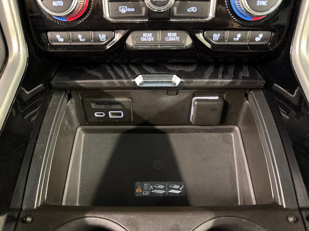 Used 2021 GMC Yukon Denali w/ Denali Premium Package AWD/4WD image 15