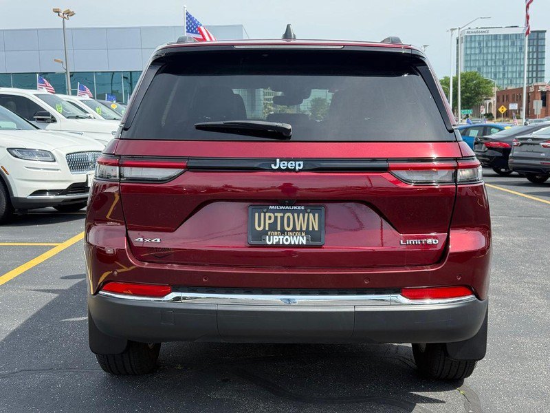 Used 2023 Jeep Grand Cherokee Limited w/ MOPAR Finishing Package AWD/4WD image 3