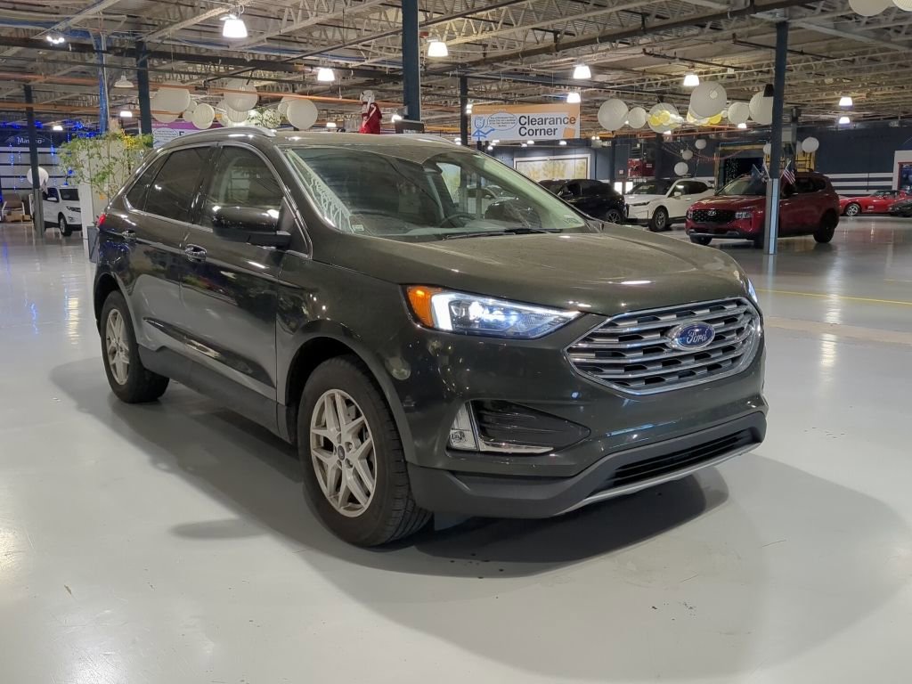 Certified 2022 Ford Edge SEL w/ Convenience Package image 4