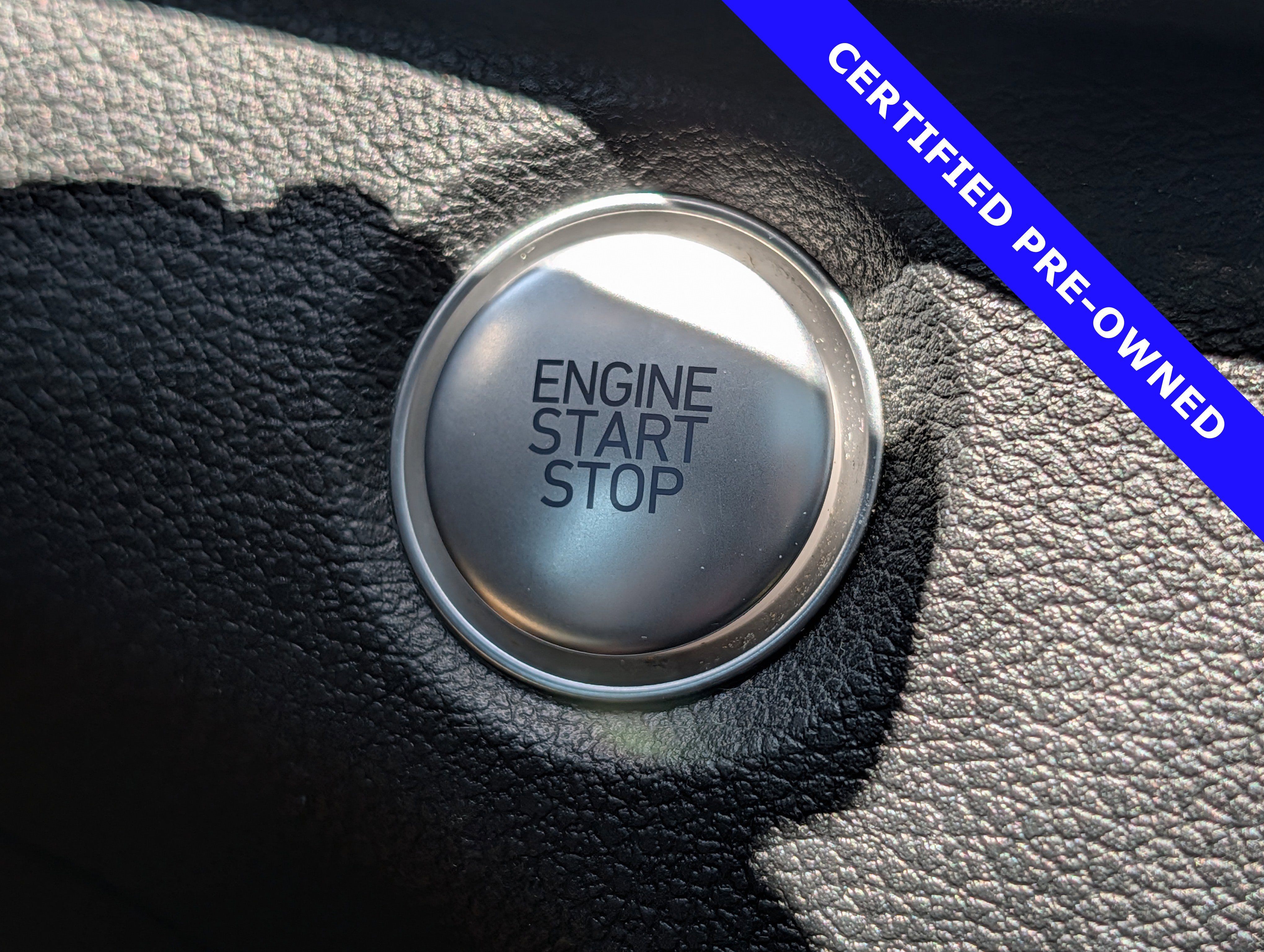 Used 2020 Hyundai Santa Fe Limited FWD image 34