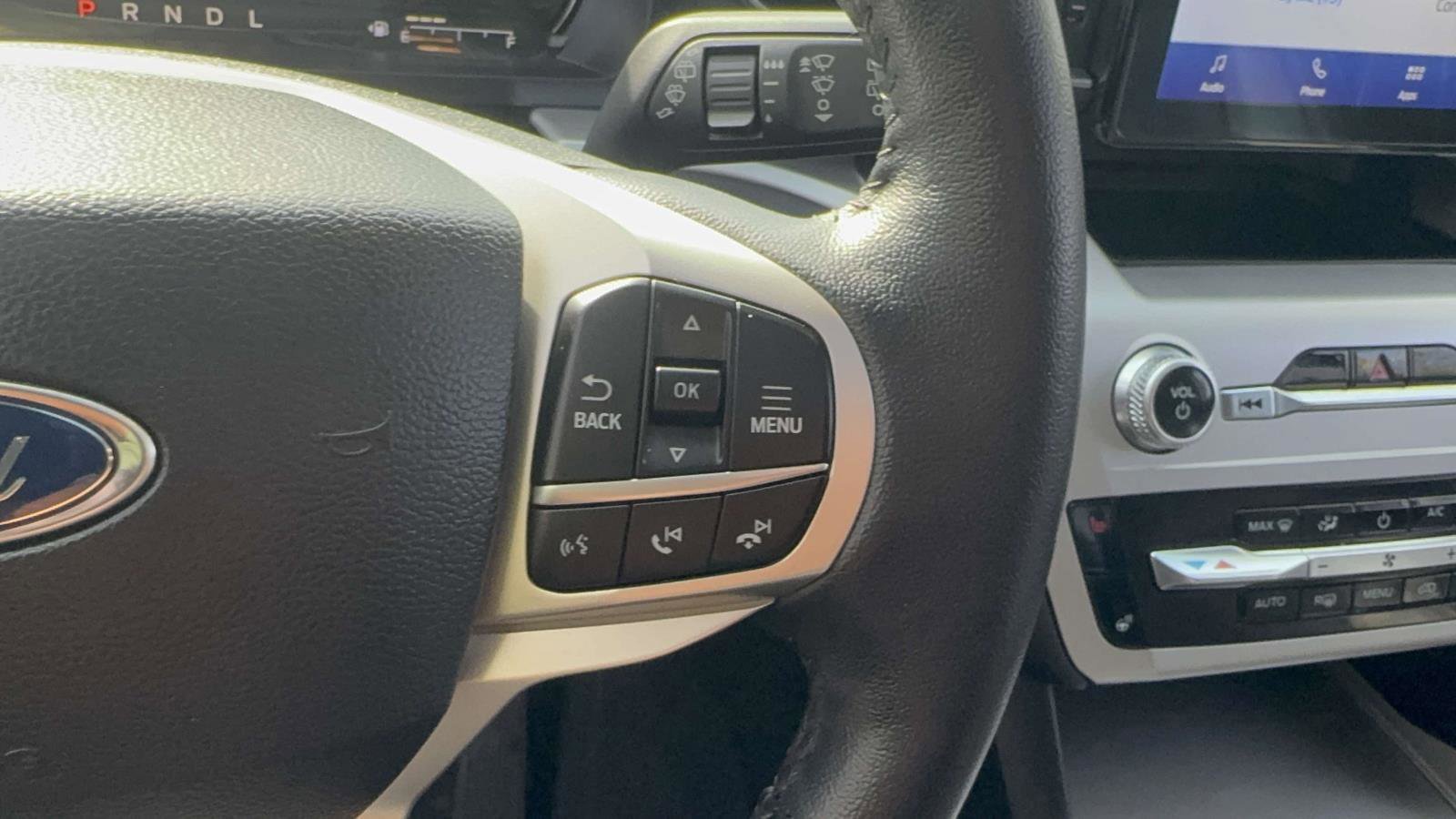 Certified 2022 Ford Explorer XLT w/ Equipment Group 202A image 15