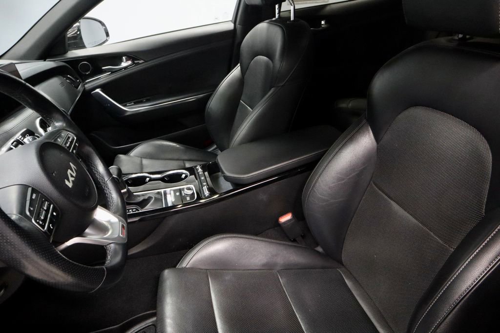 Used 2022 Kia Stinger GT-Line AWD/4WD image 25