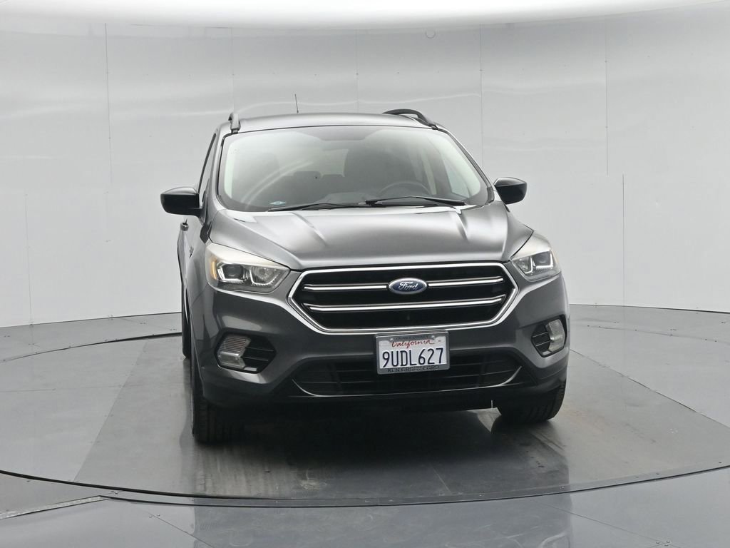 Certified 2019 Ford Escape SE image 3