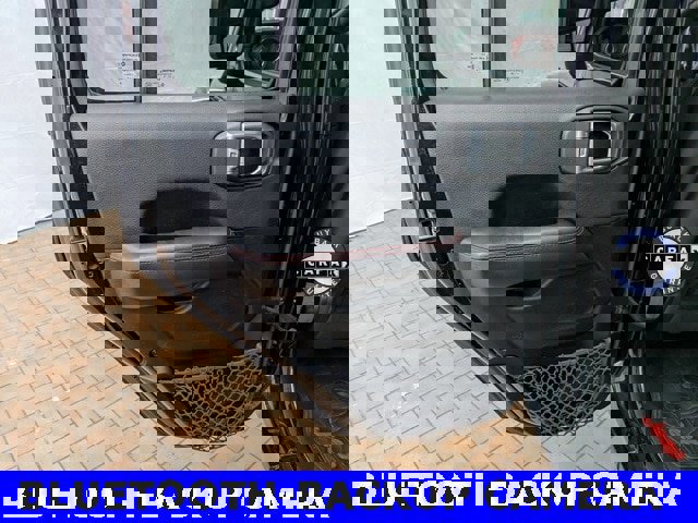 Used 2018 Jeep Wrangler Unlimited Rubicon w/ Dual Top Group image 21