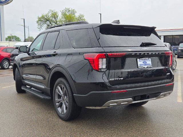 Certified 2025 Ford Explorer Active w/ Active Comfort Package AWD/4WD image 14