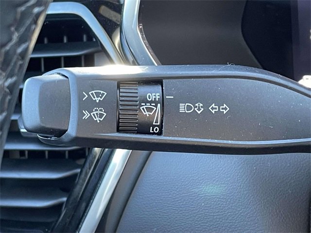 Used 2024 GMC Canyon Elevation w/ Elevation Premium Package image 23