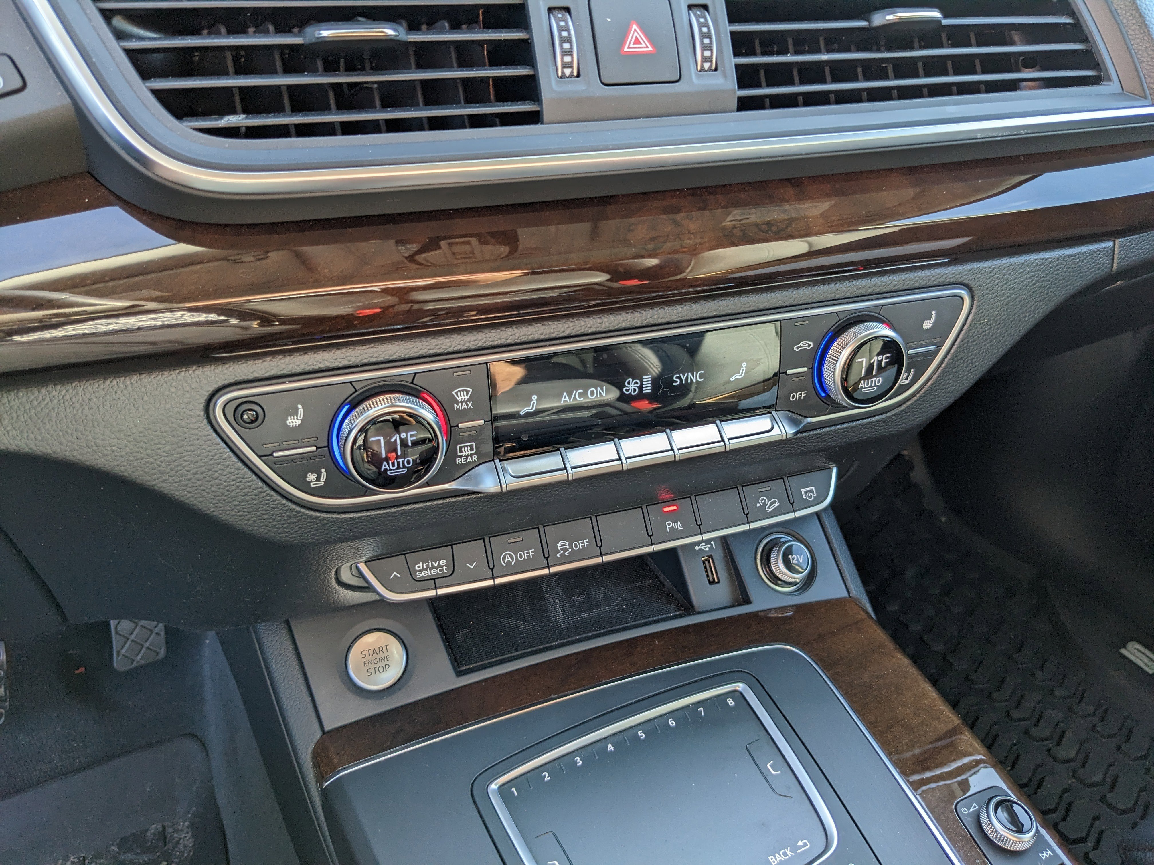 Used 2018 Audi Q5 2.0T Premium Plus w/ Premium Plus Package image 26