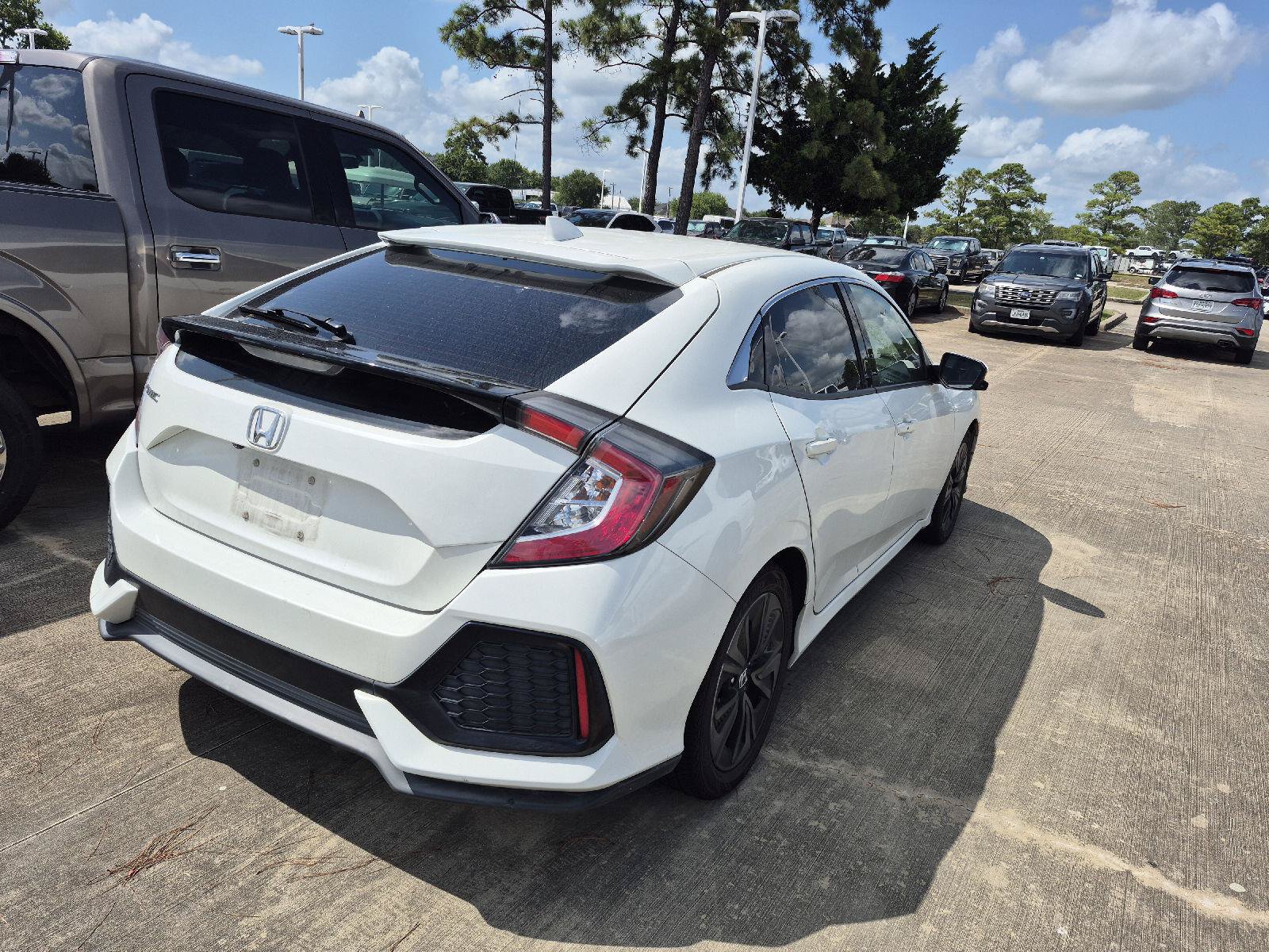 Used 2018 Honda Civic EX image 4