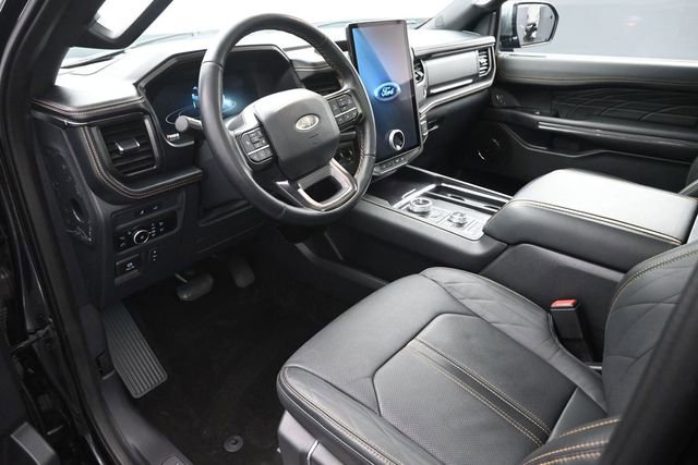 Certified 2023 Ford Expedition Platinum AWD/4WD image 9