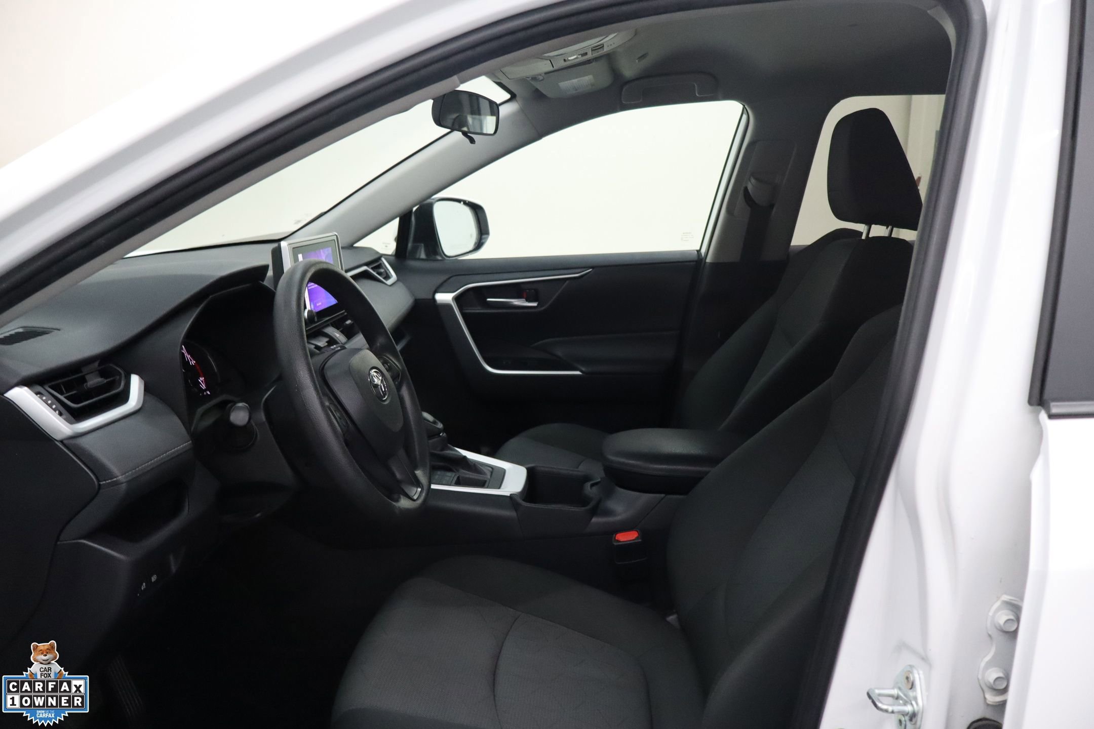 Used 2024 Toyota RAV4 XLE AWD/4WD image 22