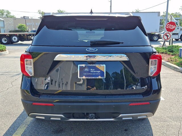 Certified 2023 Ford Explorer XLT w/ Equipment Group 202A AWD/4WD image 15