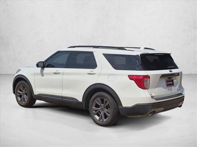 Certified 2022 Ford Explorer XLT w/ Equipment Group 202A RWD image 7