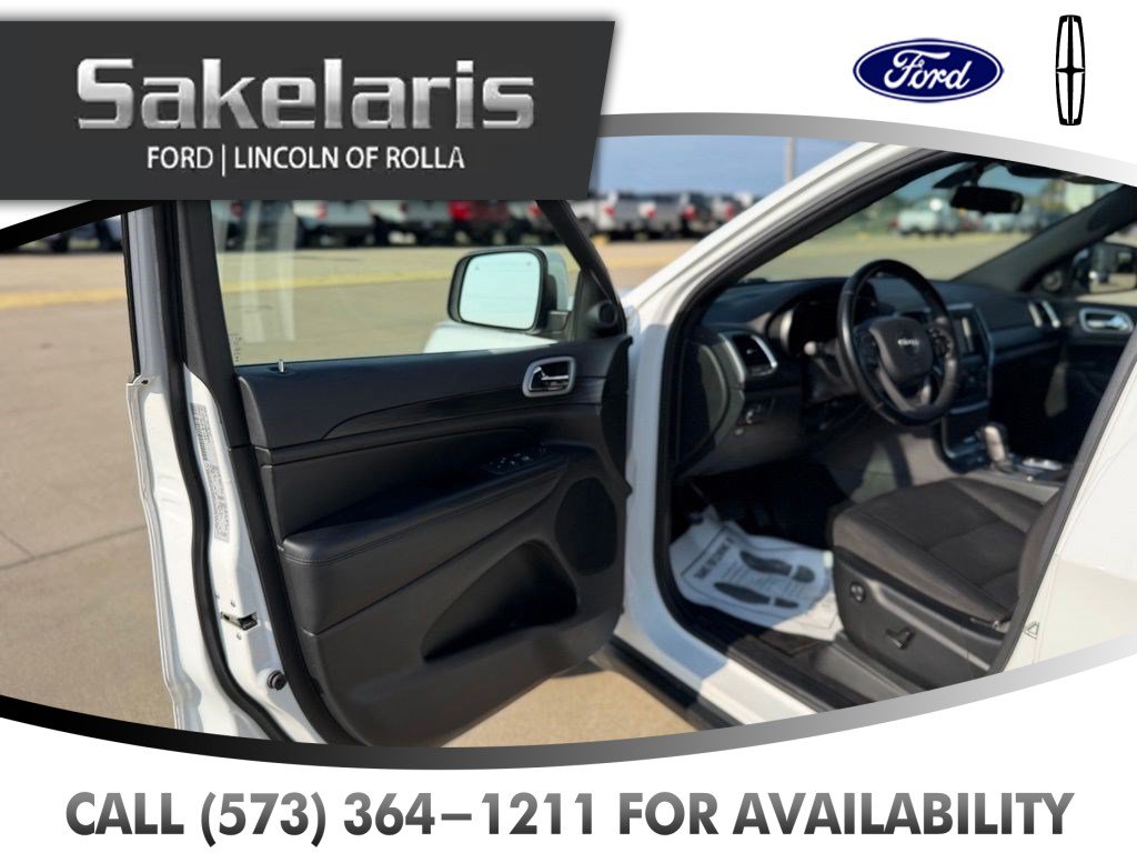Used 2021 Jeep Grand Cherokee Laredo w/ Security & Convenience Group AWD/4WD image 10